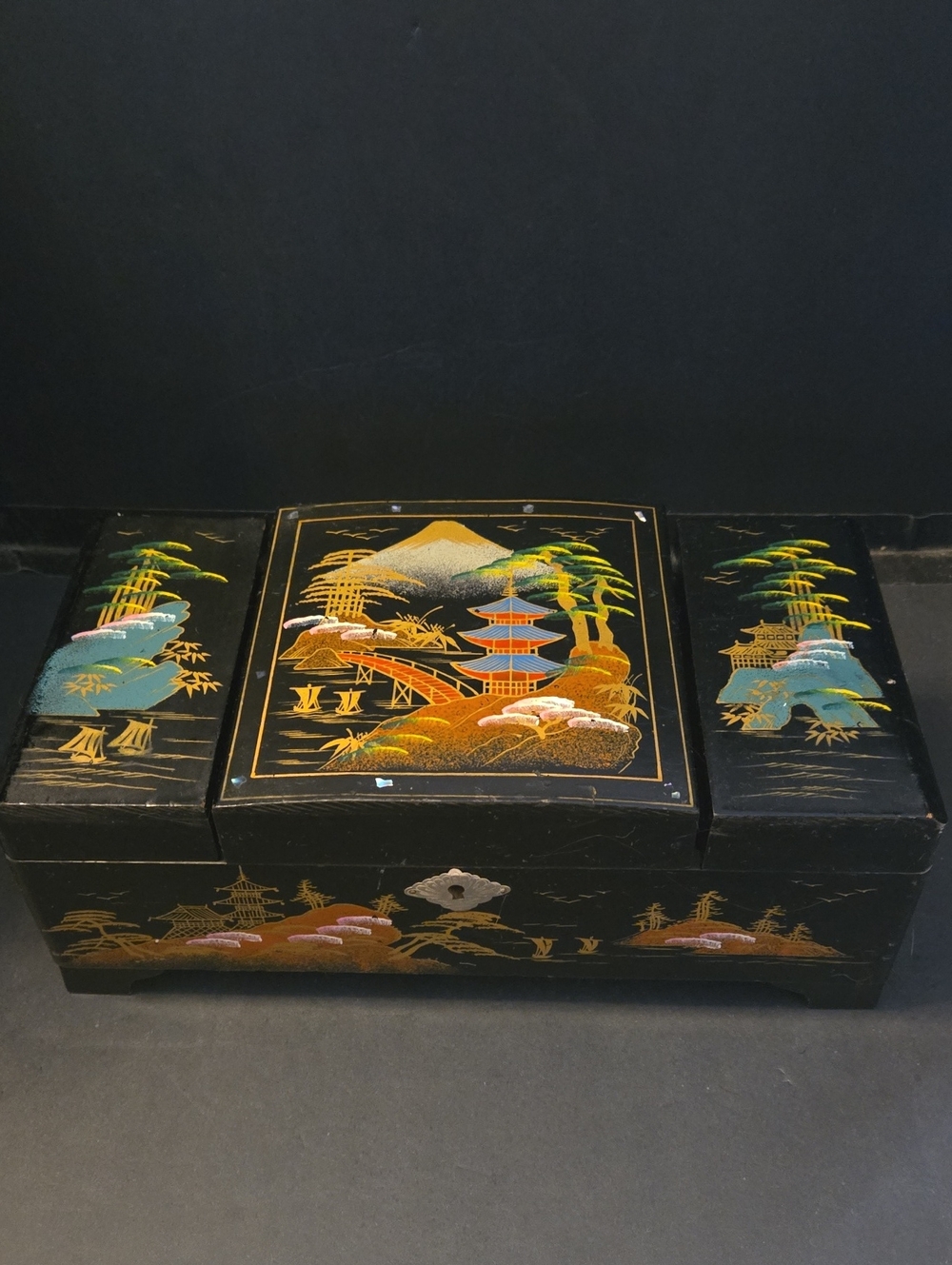 Stunning Vintage Japanese Music Jewelry Box. Black Laquer, Hand Painted.